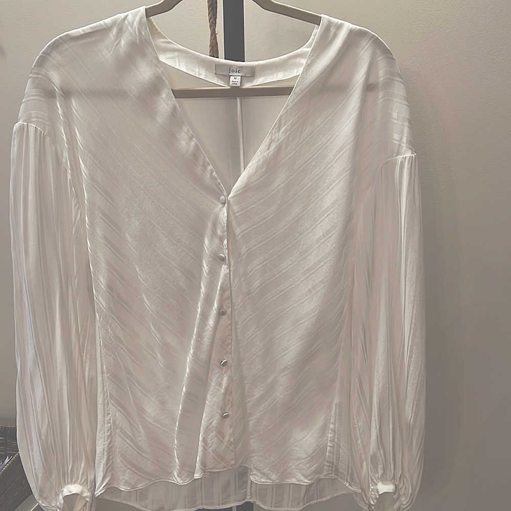 Joie White long sleeve silk blouse sz M